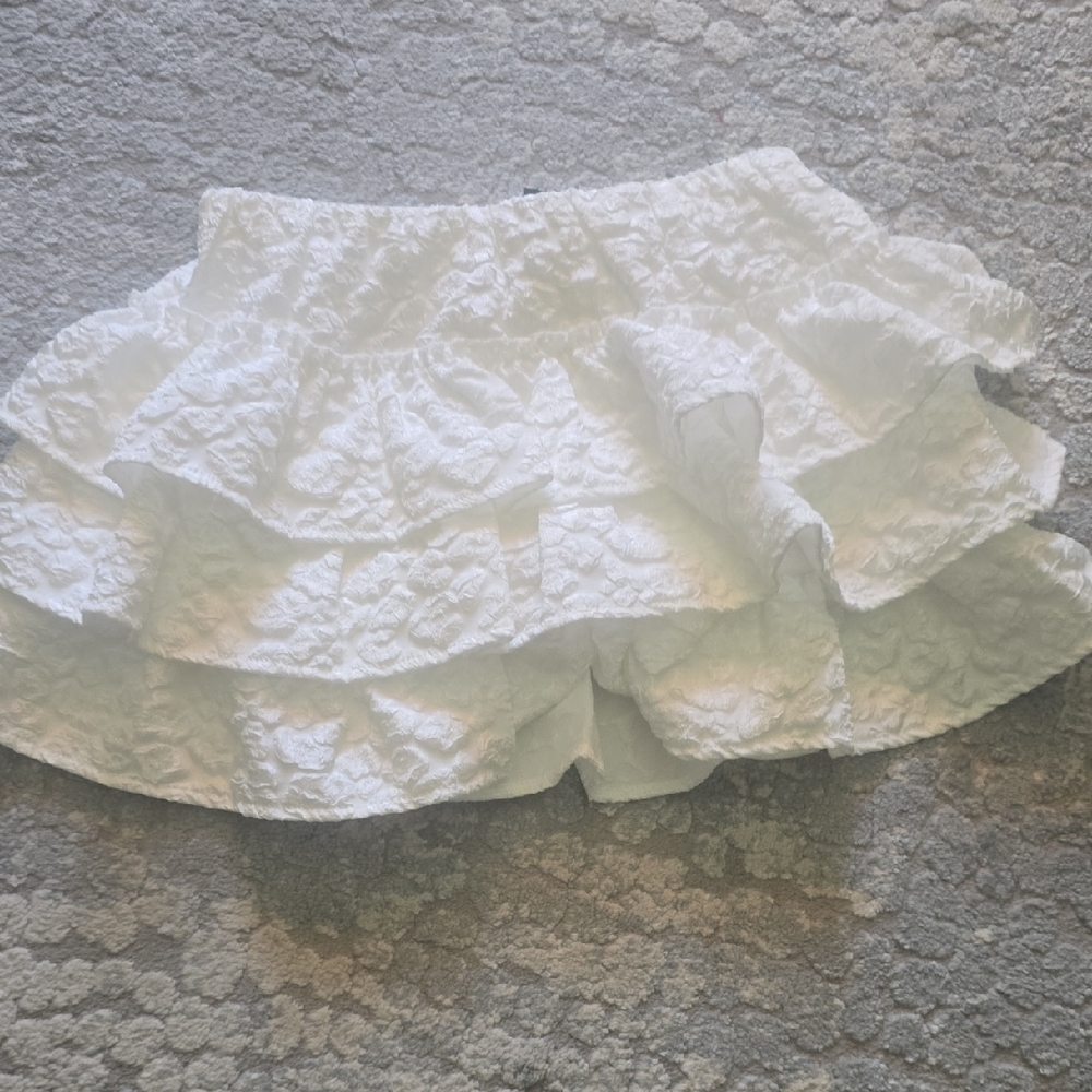 White Ruffled Mini Skirt - Lightweight Summer Style